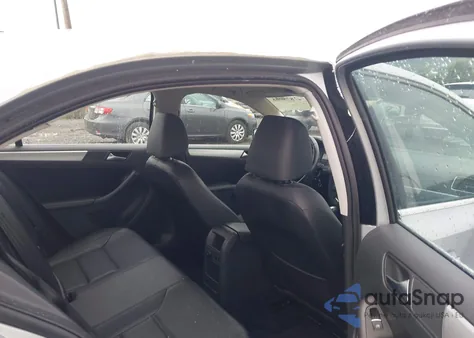 2013 Volkswagen Jetta 2.5L Se из США, поврежденный, VIN 3VWDP7AJ2DM407024